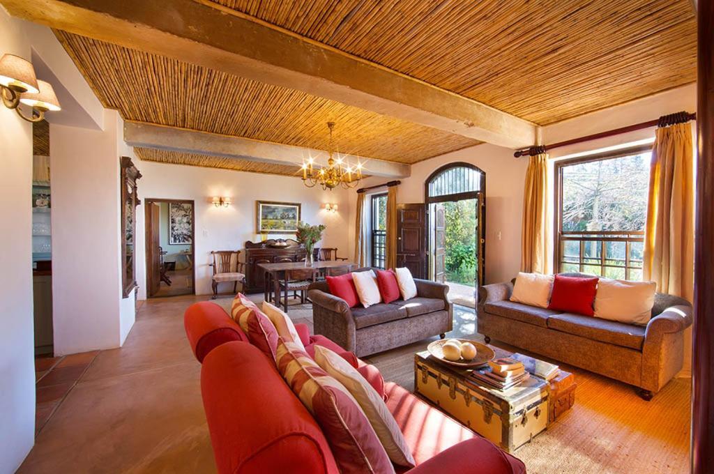 סטלנבוש Bartinney Private Cellar Banhoek מראה חיצוני תמונה